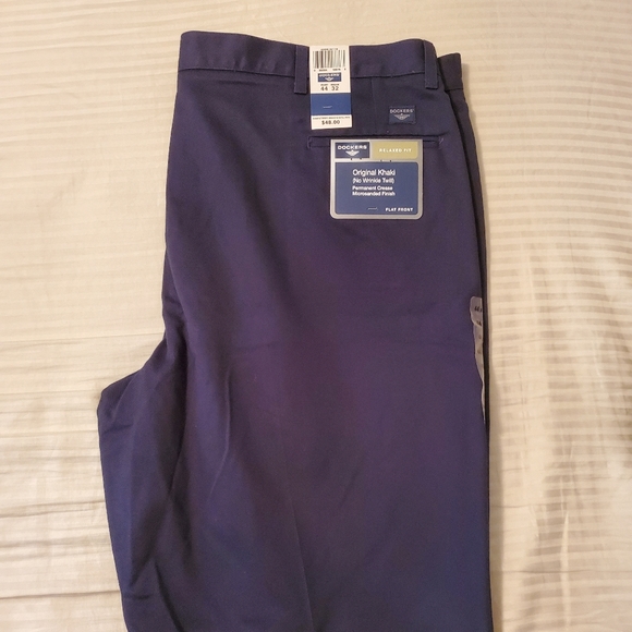 DOCKER RELAXED KHAKIS - Picture 1 of 2